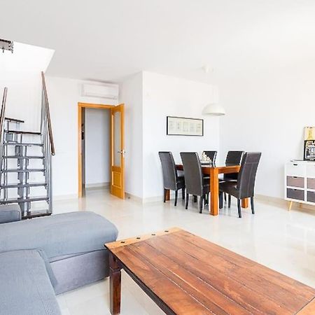 ネルハPenthouse With Jacuzzi And Spectacular Sea Viewsアパートメント エクステリア 写真